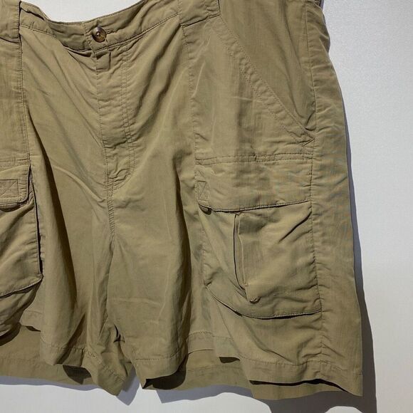 L.L. Bean Women's Tan High Waist Nylon Cargo Trekking Shorts Size XL - Picture 3 of 11